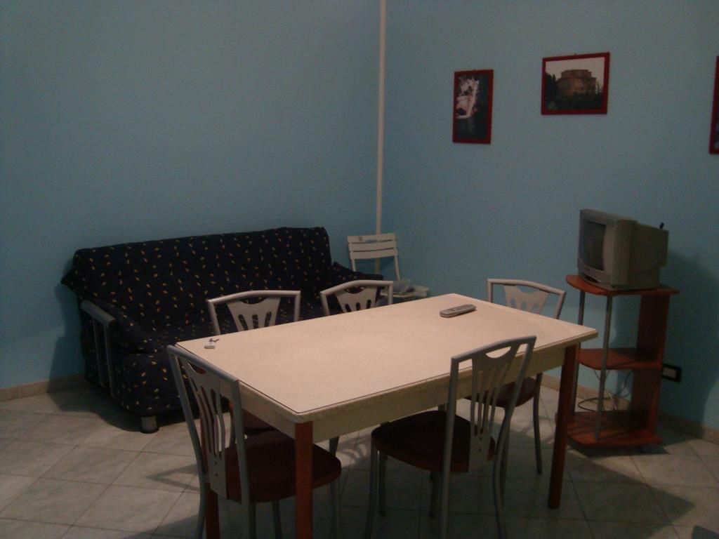 Holiday Home Borgorosso Guardavalle Camera foto